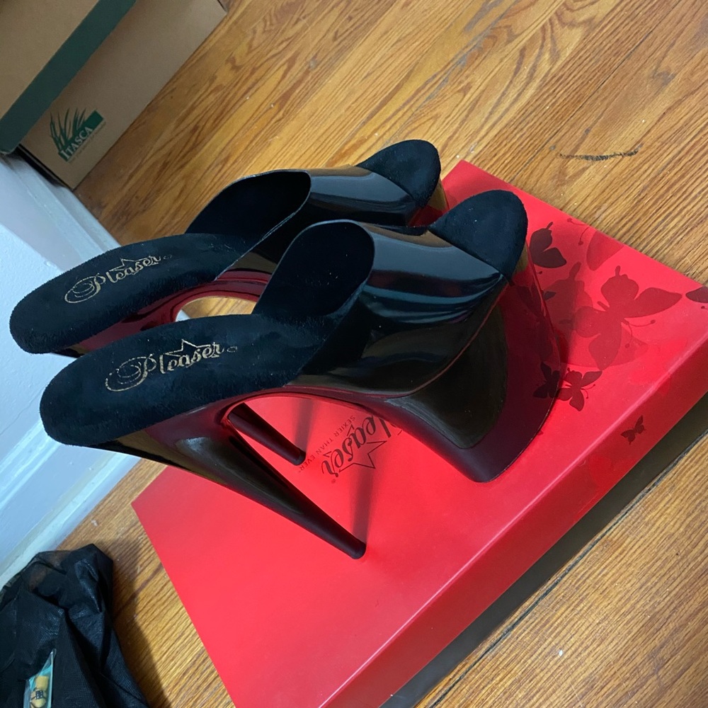 Pleaser 8 inch heels